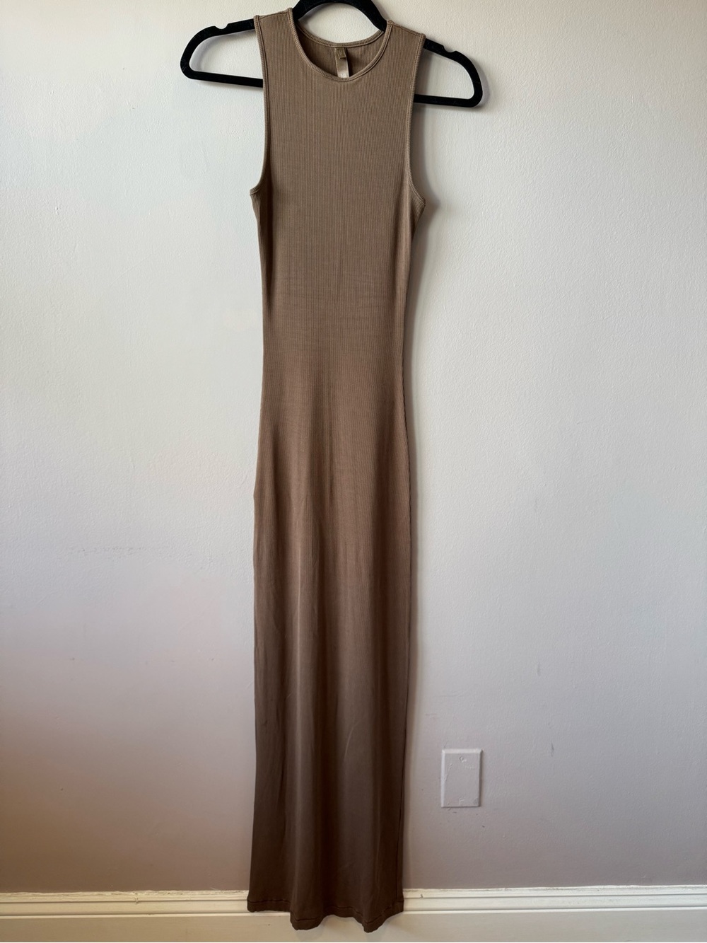 Skims Women’s Chocolate Brown Sleeveless Ribbed Maxi Dress Size Small